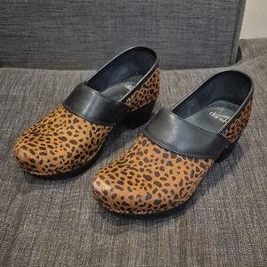 Dansko Prima Clogs Size 38
